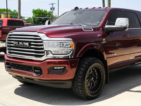 Used 2023 RAM 3500 Limited AWD/4WD image 9