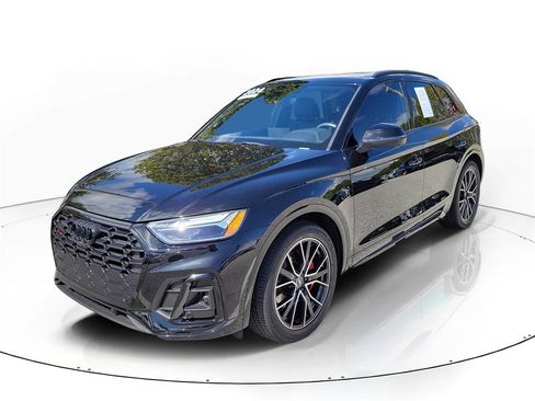 Certified 2024 Audi SQ5 Premium Plus image 2
