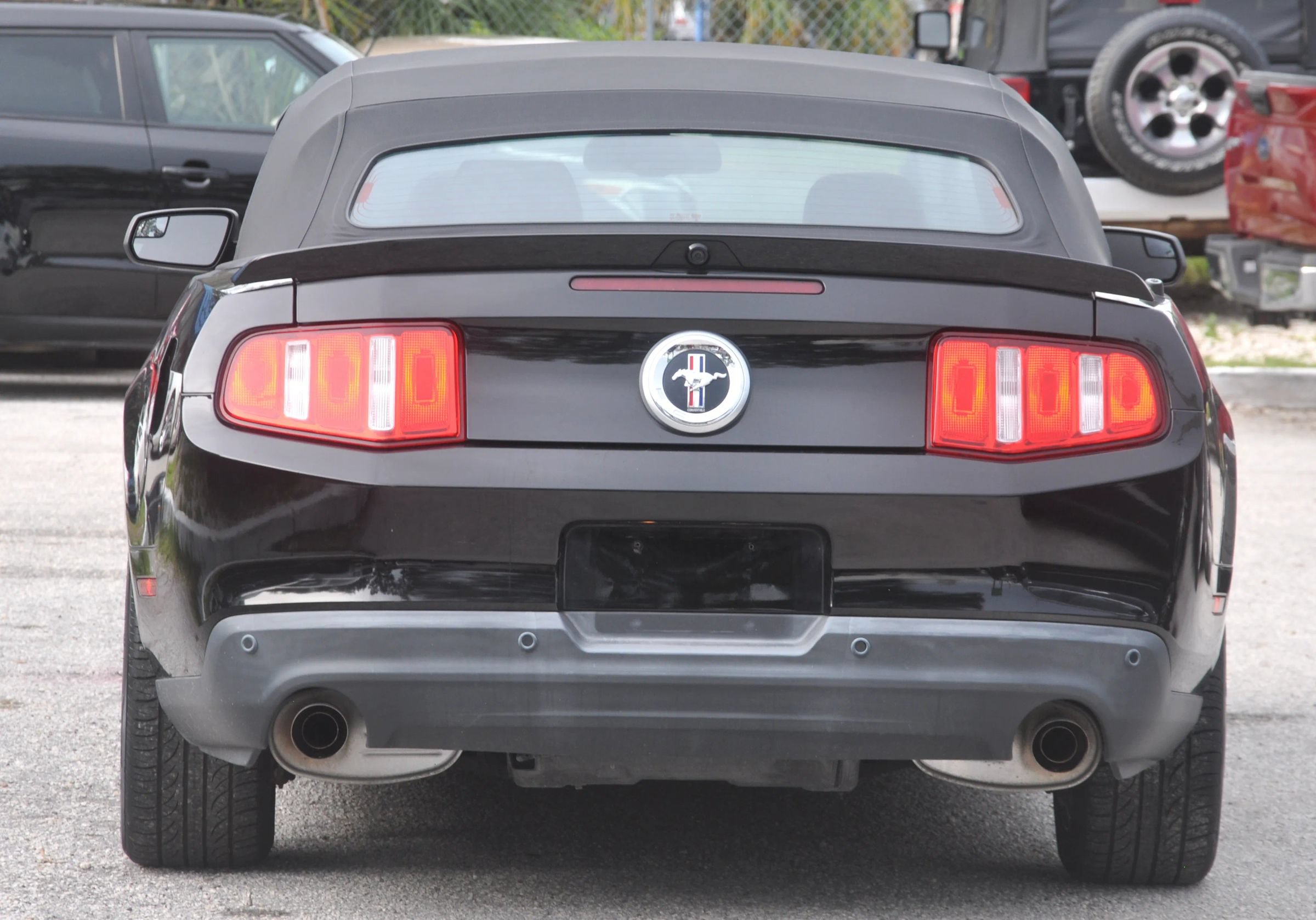 Used 2012 Ford Mustang Premium w/ Electronics Pkg RWD image 26