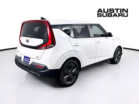 Used 2021 Kia Soul S image 7