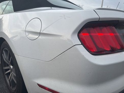 Used 2017 Ford Mustang Premium image 11