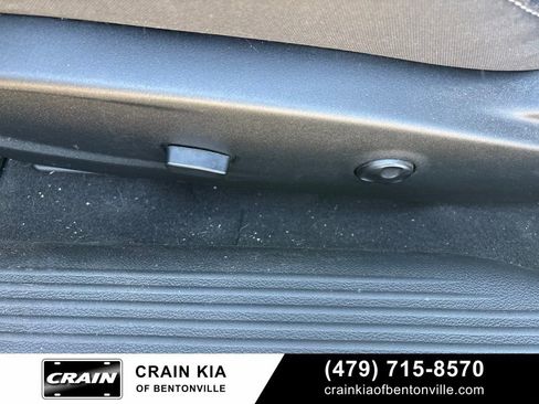 Used 2020 Dodge Challenger R/T RWD image 18
