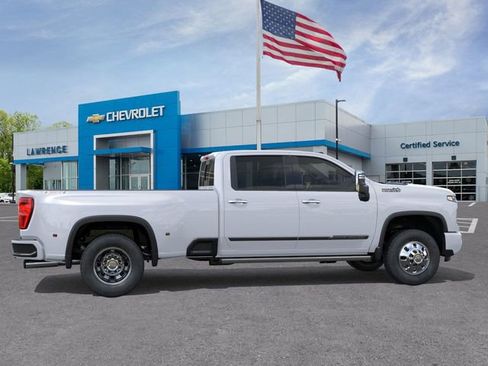 New 2026 Chevrolet Silverado 3500 High Country w/ High Country Premium Package AWD/4WD image 5