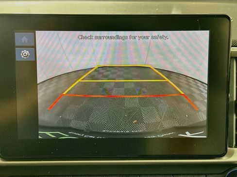 Used 2025 Hyundai Venue SEL FWD image 21