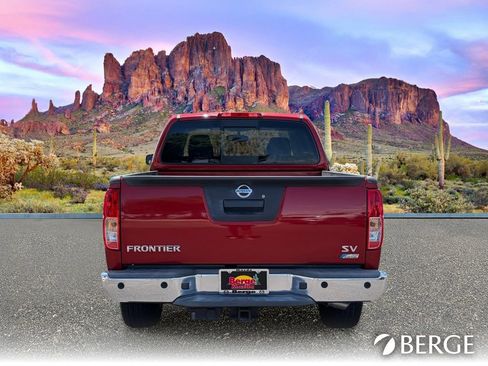 Used 2017 Nissan Frontier SV w/ SV Value Truck Package RWD image 6