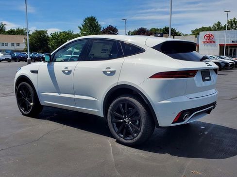 New 2024 Jaguar E-PACE R-Dynamic SE image 4