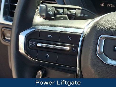 Used 2025 GMC Yukon Denali AWD/4WD image 7