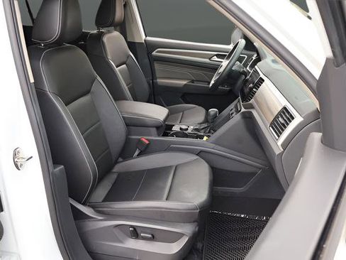 Certified 2023 Volkswagen Atlas SEL AWD/4WD image 22