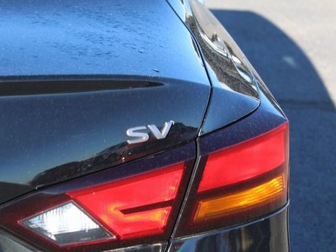 Used 2023 Nissan Altima 2.5 SV image 5