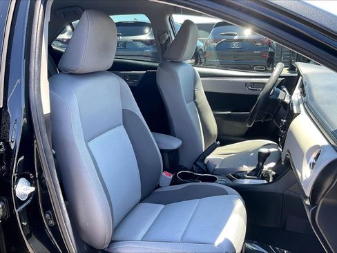 Used 2018 Toyota Corolla LE w/ Carpet Mat Package (TMS) FWD image 7