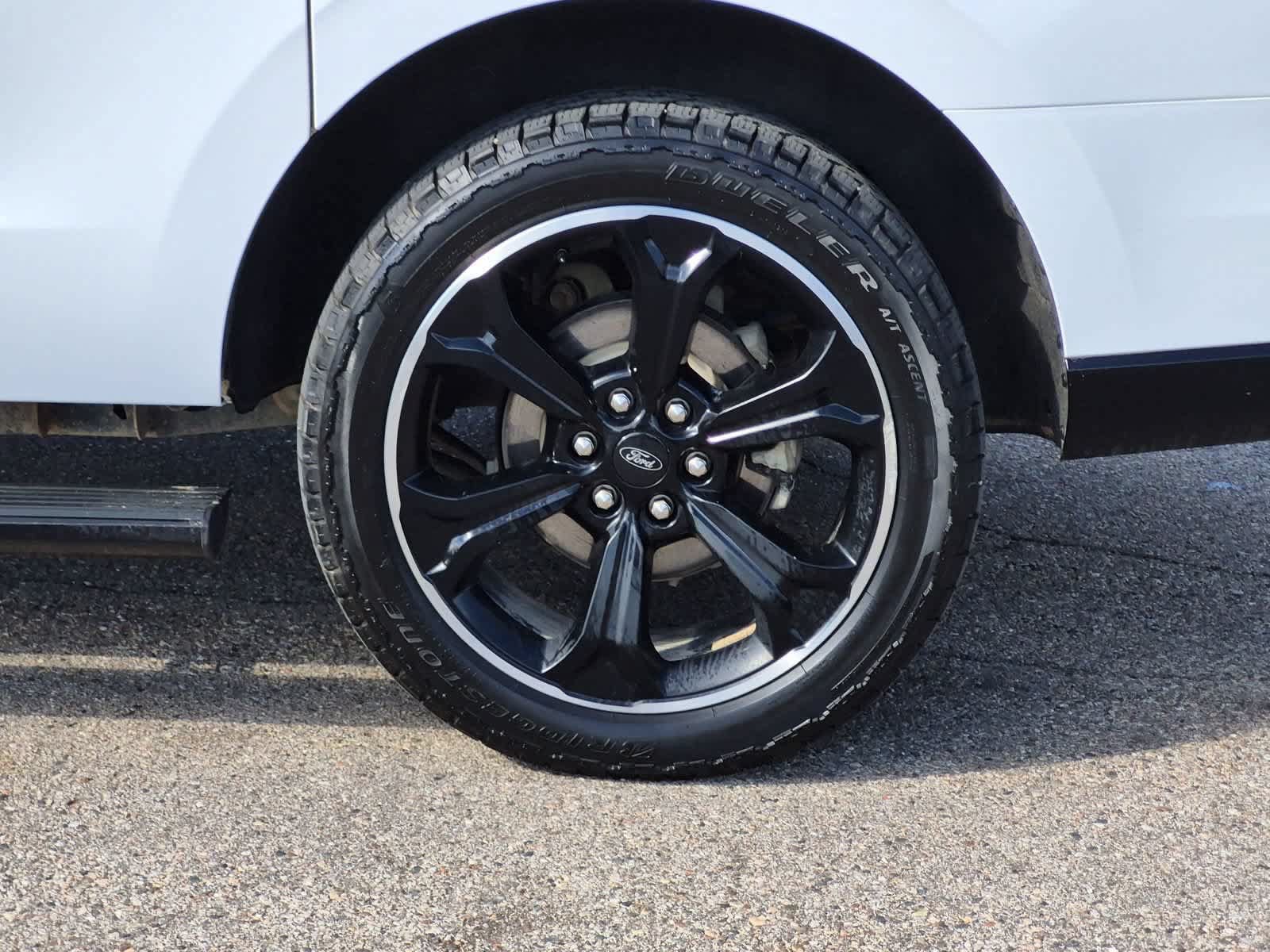Used 2023 Ford Expedition Max Limited AWD/4WD image 14