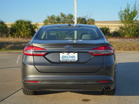 Used 2018 Ford Fusion S image 5