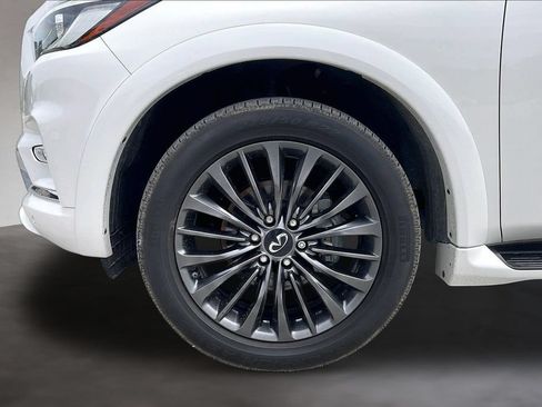 Used 2023 INFINITI QX80 Sensory w/ Cargo Package RWD image 32