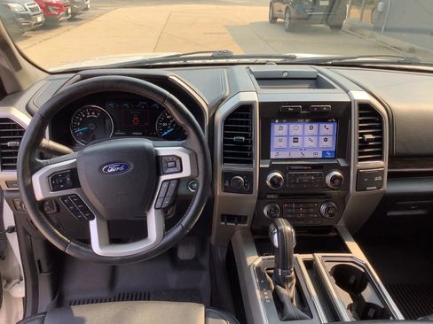 Used 2018 Ford F150 Lariat w/ Equipment Group 501A Mid AWD/4WD image 18