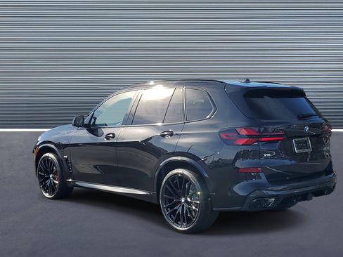 New 2026 BMW X5 M60i w/ Climate Comfort Package image 4