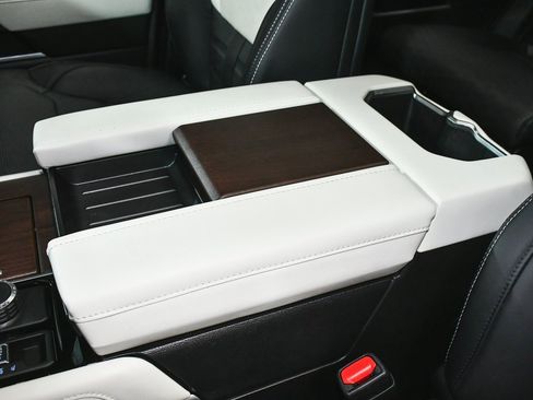 Used 2024 Toyota Sequoia Capstone image 46