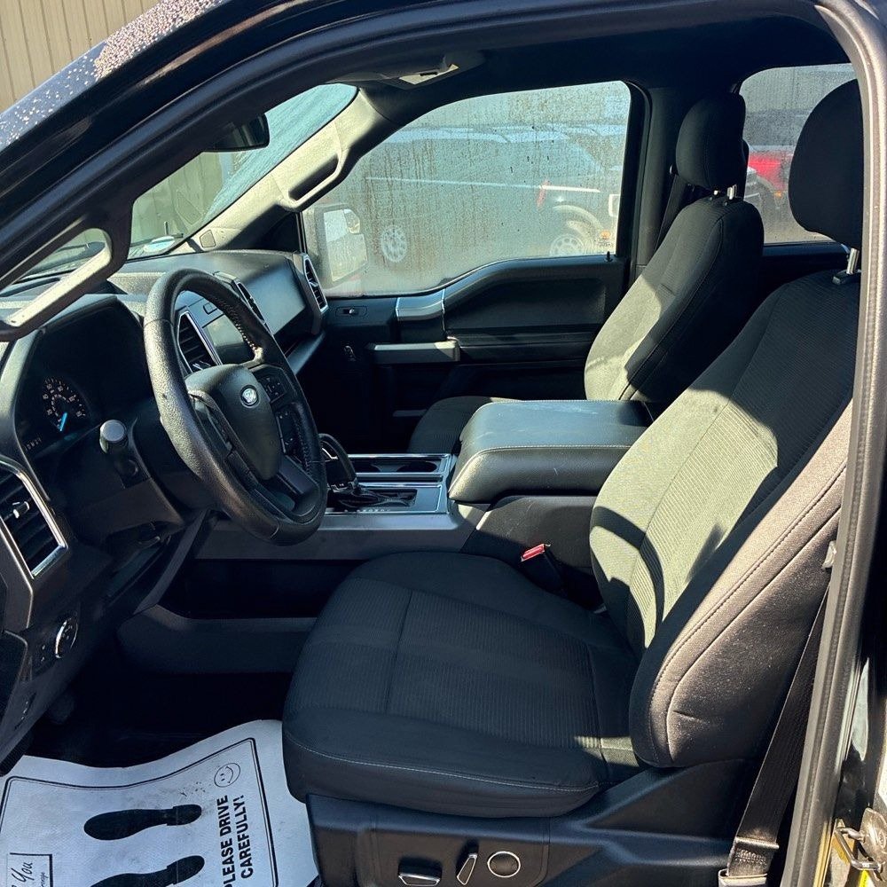 Used 2016 Ford F150 XLT w/ Equipment Group 302A Luxury AWD/4WD image 5