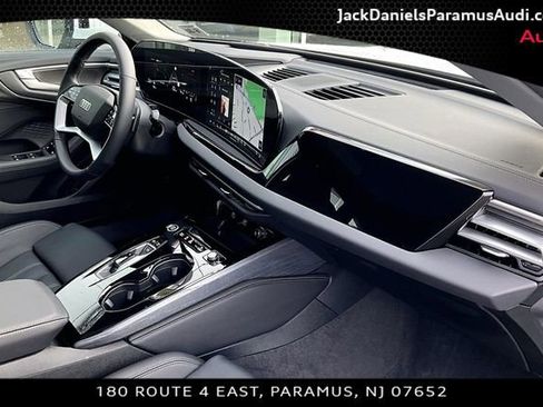 Used 2025 Audi A5 2.0T Premium Plus w/ Premium Plus image 14