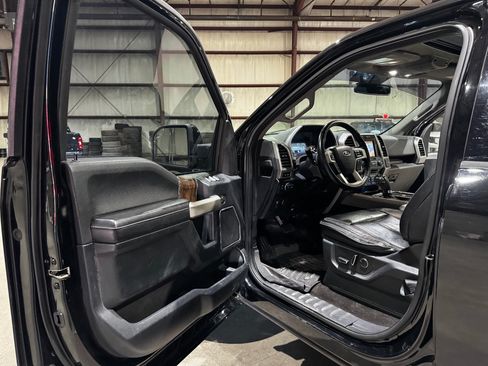 Used 2018 Ford F150 Lariat w/ Equipment Group 501A Mid AWD/4WD image 12