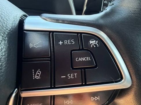 Used 2020 Toyota Highlander Limited AWD/4WD image 13
