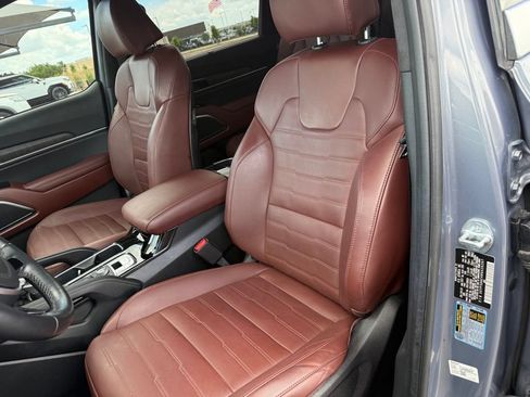 Used 2024 Kia Telluride SX Prestige AWD/4WD image 14