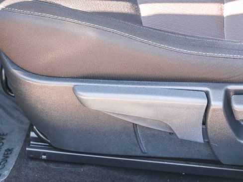 Used 2024 Nissan Sentra SV FWD image 23