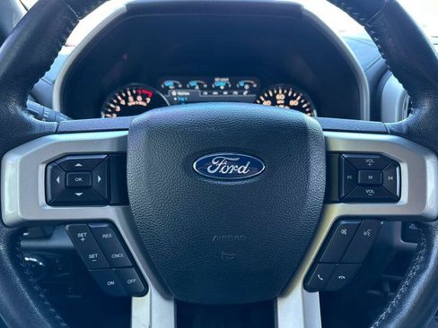 Used 2018 Ford F150 Lariat AWD/4WD image 23