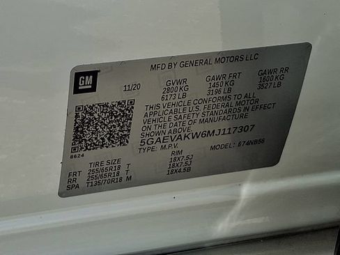 Used 2021 Buick Enclave Essence w/ Sound and Sites Package AWD/4WD image 30