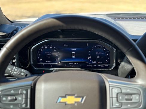 Used 2025 Chevrolet Silverado 1500 LT image 24