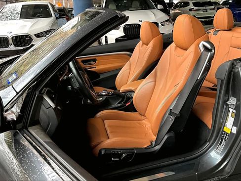 Used 2019 BMW 440i xDrive Convertible w/ M Sport Package image 7