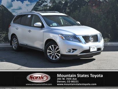 Used 2014 Nissan Pathfinder SL w/ SL Premium Package