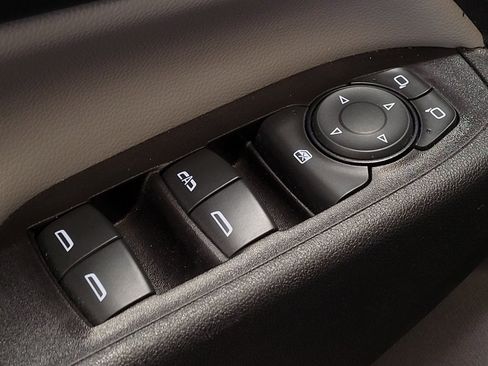 Used 2022 Chevrolet Equinox LT FWD image 27