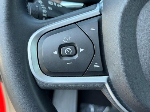 Used 2022 Volvo XC60 T8 Inscription Expression w/ Advanced Package image 20