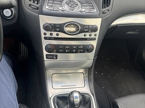 Used 2013 INFINITI G37 Sport RWD image 5
