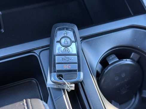 Used 2022 Ford F150 XLT w/ Equipment Group 302A High image 10