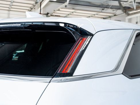 Used 2025 Cadillac Escalade IQ Luxury 2 image 33