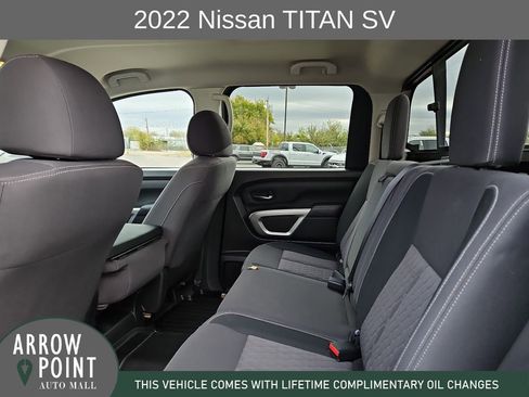 Used 2022 Nissan Titan SV w/ Accessory Utility Package image 18