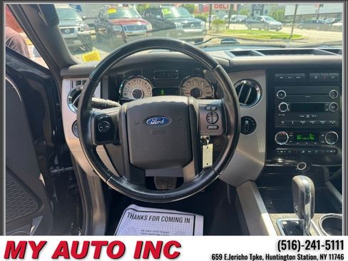 Used 2012 Ford Expedition Limited AWD/4WD image 12