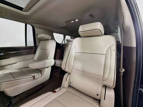 Used 2021 GMC Yukon XL Denali w/ Denali Premium Package AWD/4WD image 20