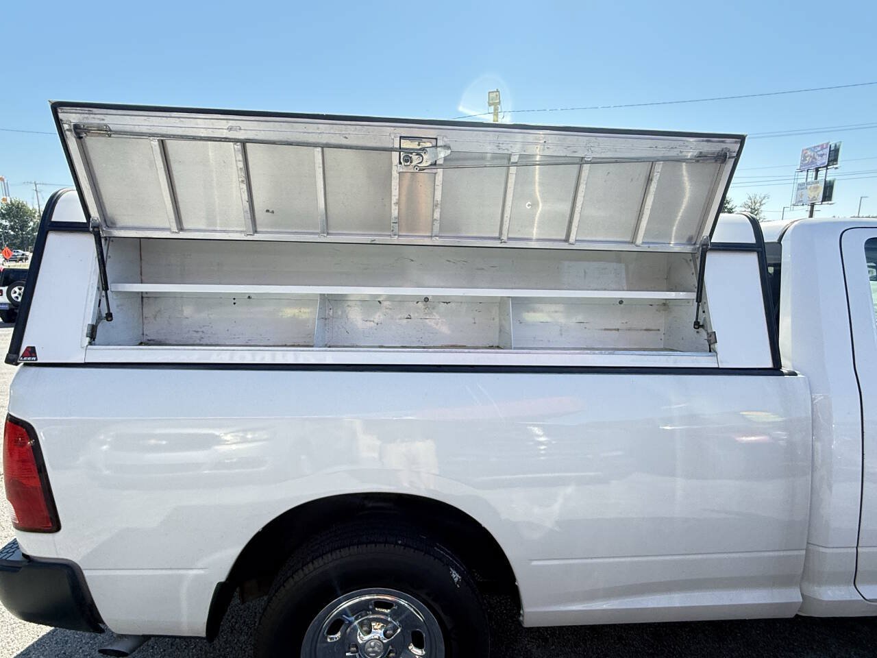 Used 2015 RAM 1500 Tradesman w/ Power & Remote Entry Group AWD/4WD image 8