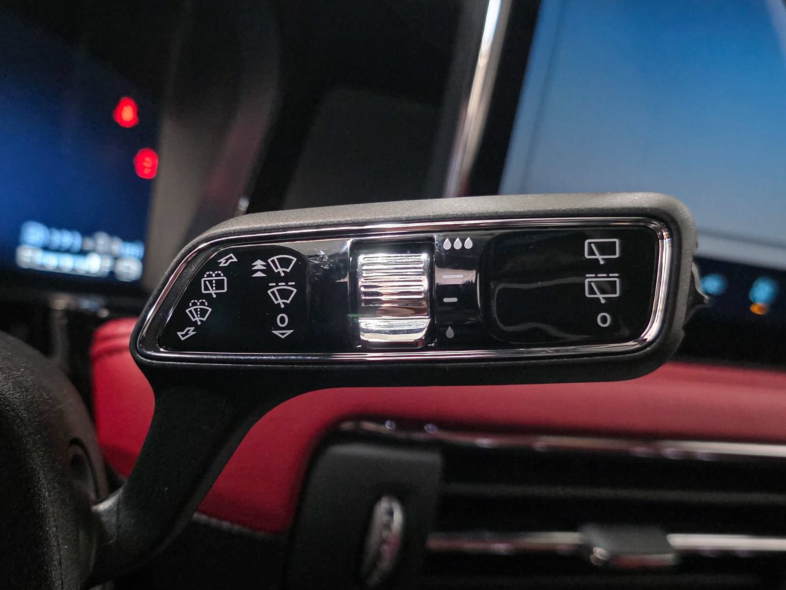New 2025 Lincoln Corsair Grand Touring AWD/4WD image 40