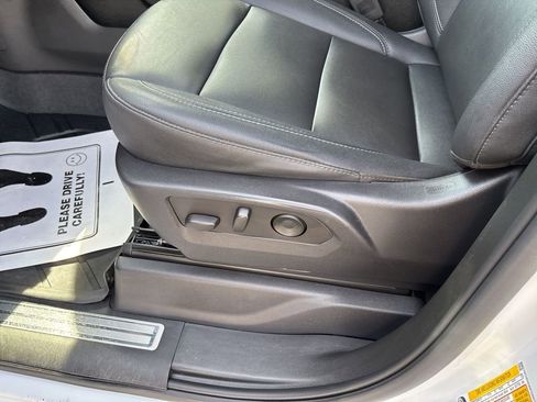 Used 2023 Chevrolet Silverado 1500 RST w/ Convenience Package II image 17