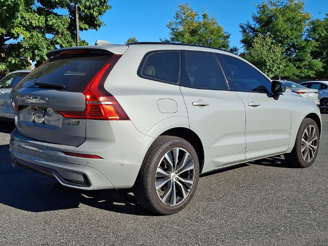 Used 2025 Volvo XC60 B5 Plus w/ Climate Package AWD/4WD image 6