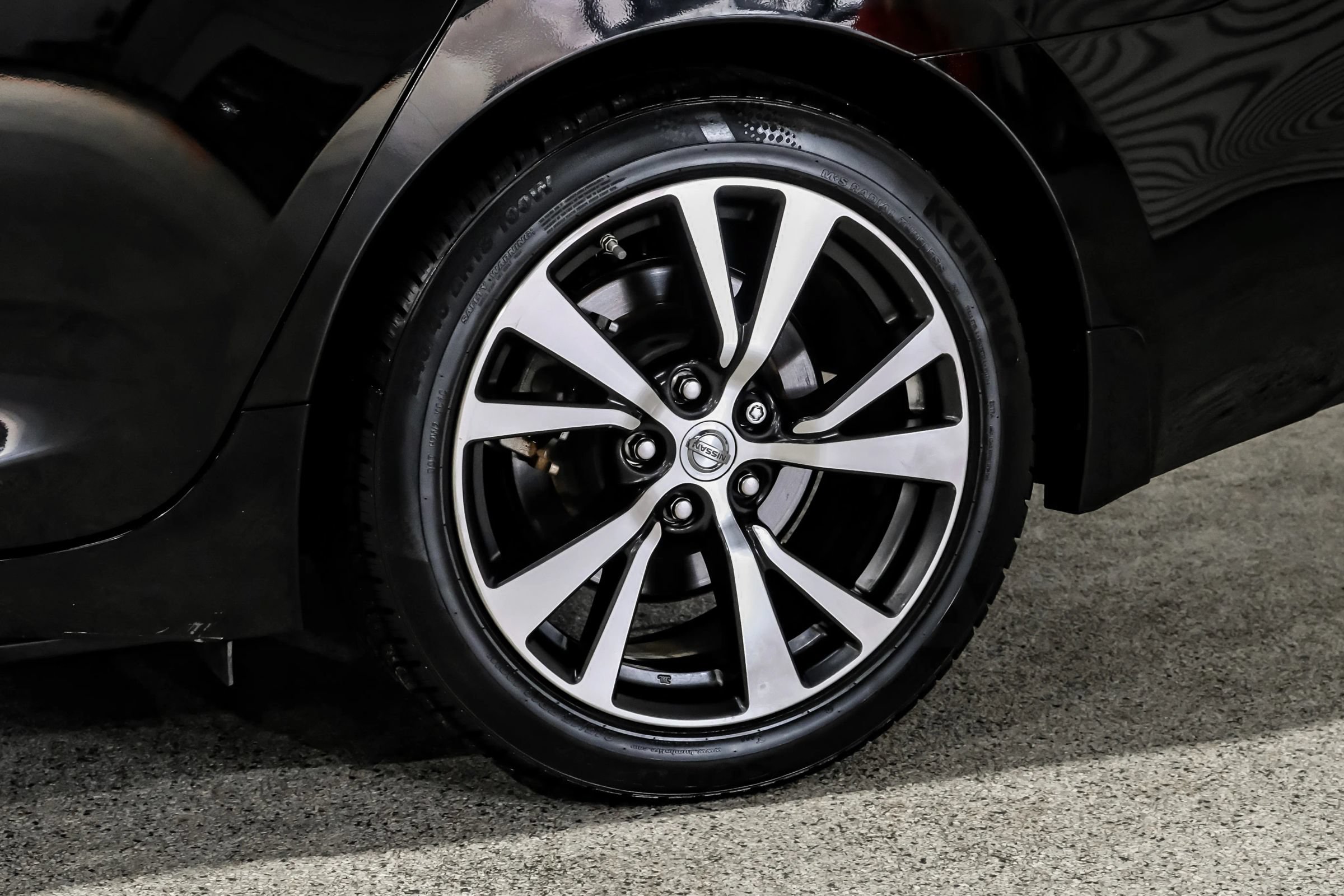 Used 2016 Nissan Maxima Platinum FWD image 56