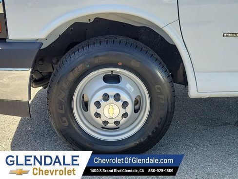 New 2025 Chevrolet Express 3500 w/ Power Convenience Package image 19