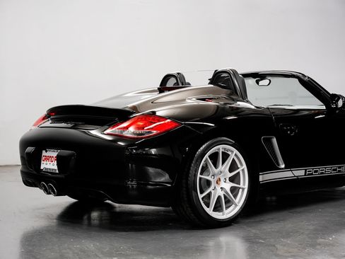 Used 2011 Porsche Boxster Spyder RWD image 32