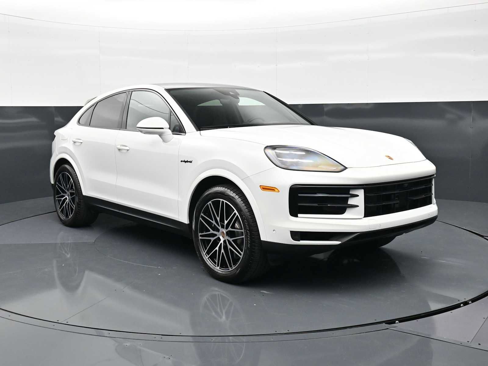New 2025 Porsche Cayenne E-Hybrid Coupe AWD/4WD image 35