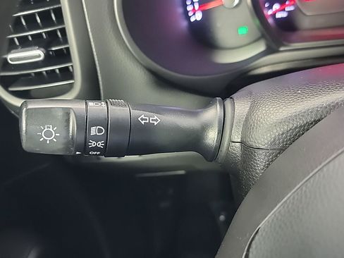 Used 2017 Kia Soul FWD image 25