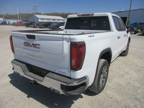 New 2026 GMC Sierra 1500 SLT w/ SLT Convenience Package image 5
