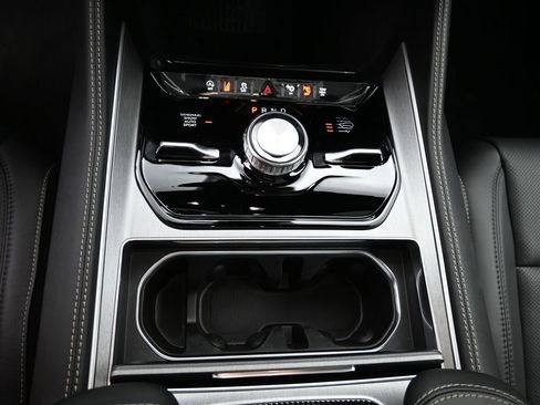 New 2026 Jeep Grand Wagoneer Limited AWD/4WD image 29